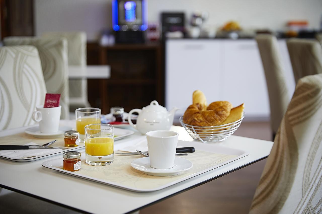 La Commanderie De Champarey Hotel Bourgoin-Jallieu Eksteriør billede
